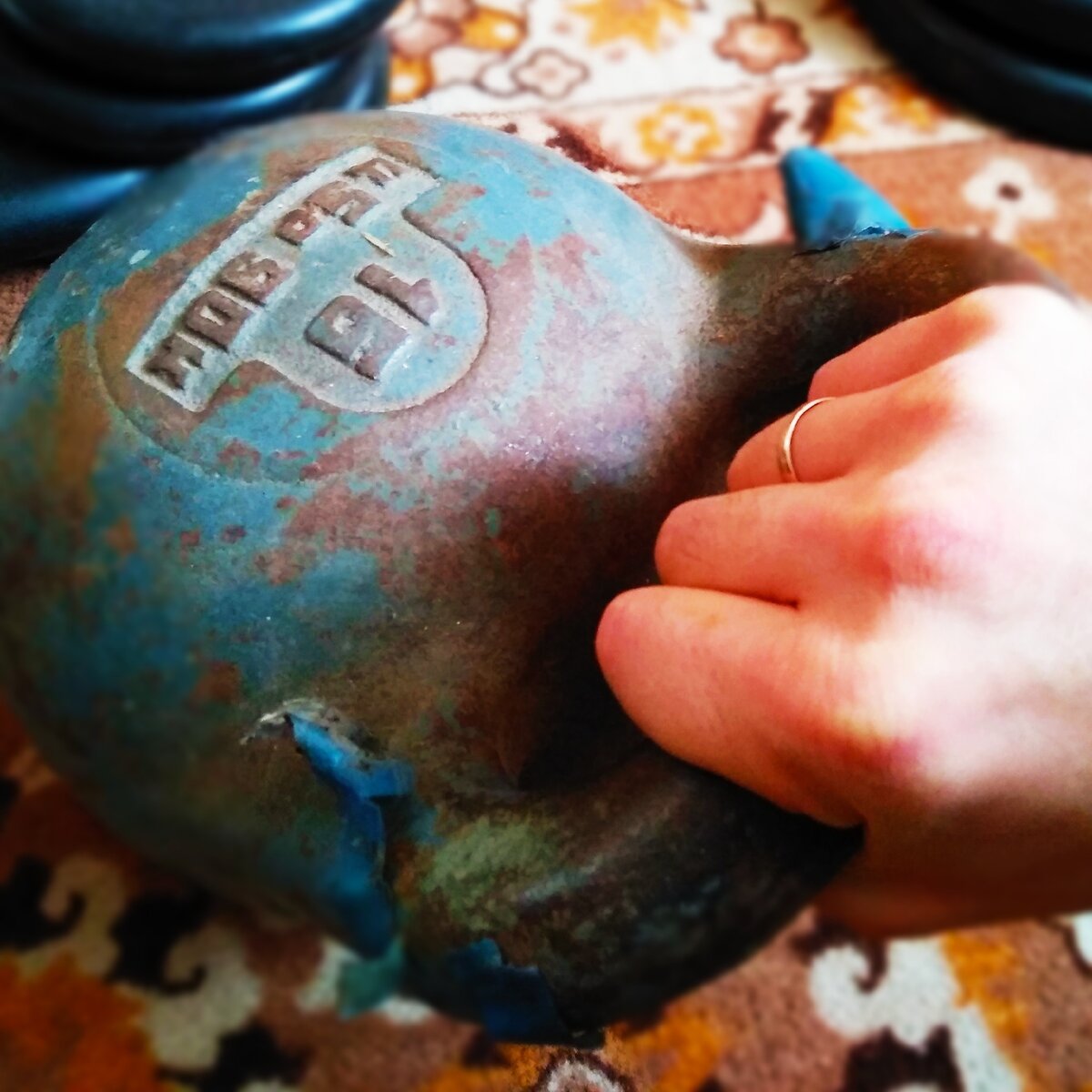 Тяжёлые тренировки дают гормональный всплеск, результат которого - использование жира в качестве топлива. Далеко не каждый вид спорта обладает таким эффектом.