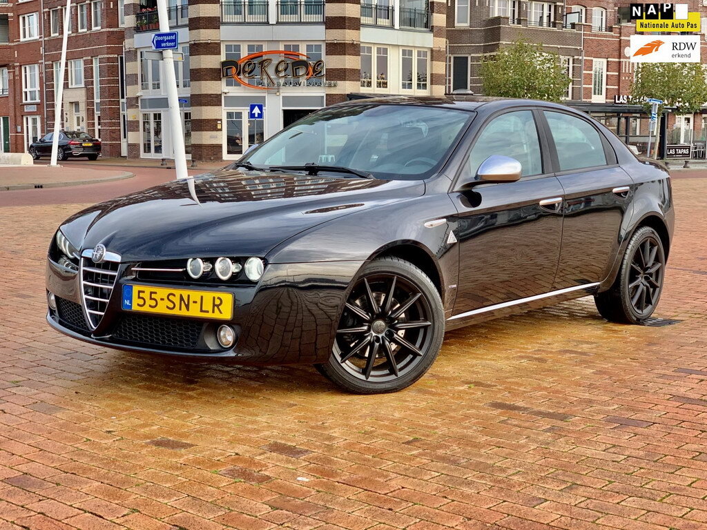 Alfa Romeo 159