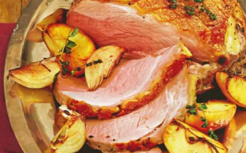 СВИНИНА С ЯБЛОКАМИ И ОВОЩАМИ