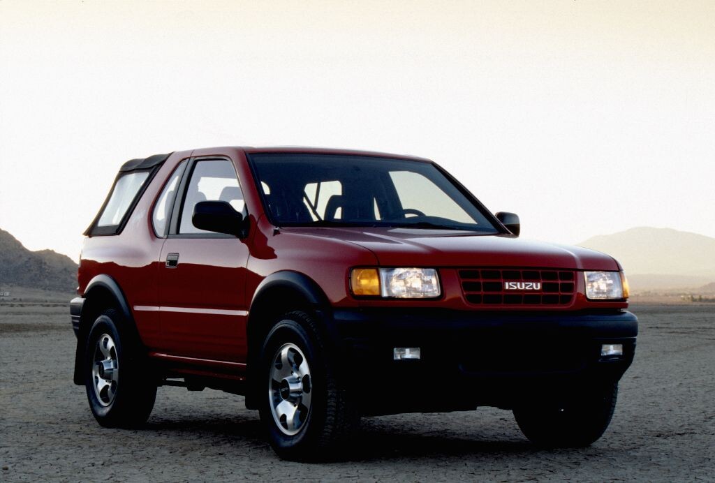 Isuzu Amigo S Soft Top, 1997–1999. Фото: isuzu.co.jp / autowp.ru