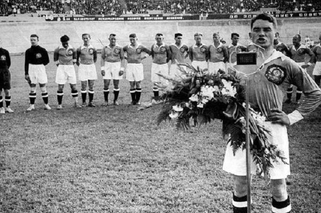 Николай Старостин - капитан сборной СССР в начале 30-х годов