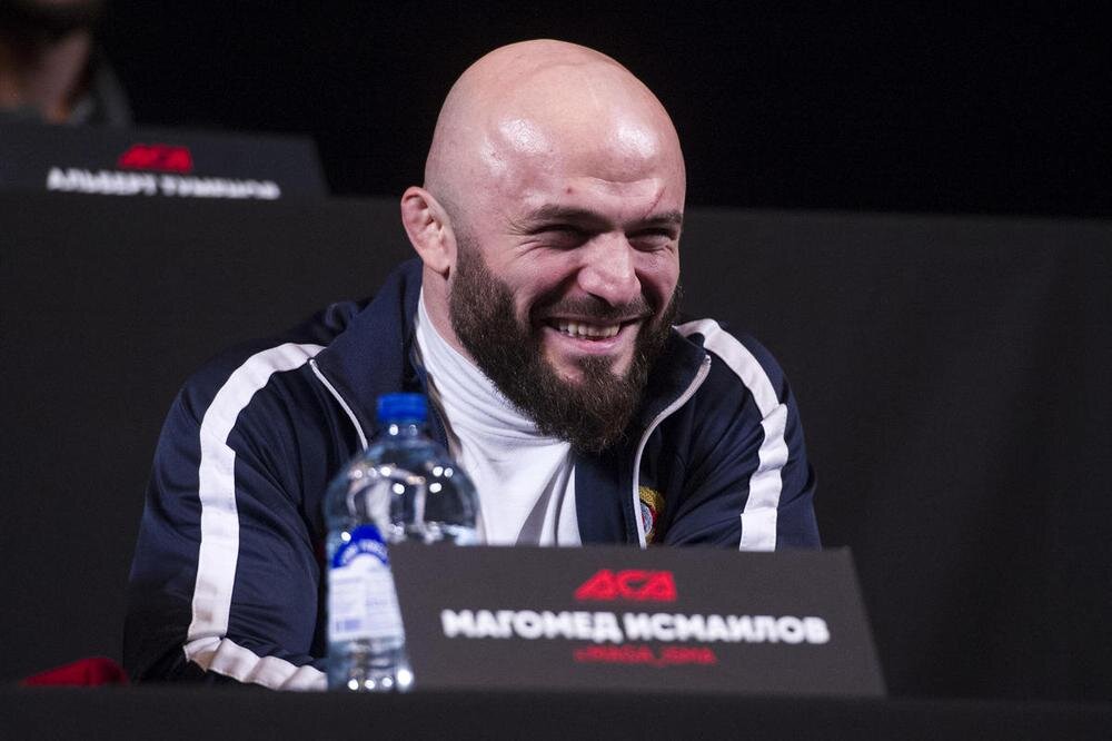 Магомед гасанович исмаилов. Магомед исмаилов. Магомеда исмаилова. Мага исмаилов лысый. Мага исмаилов.