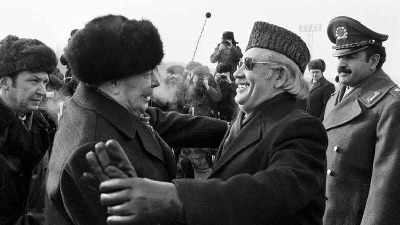 Генеральный секретарь ЦК КПСС Л.И. Брежнев и премьер-министр Афганистана Нур Мухаммед Тараки. Москва, 1978 год. ©Валентин Кузьмин, Владимир Мусаэльян/Фотохроника ТАСС