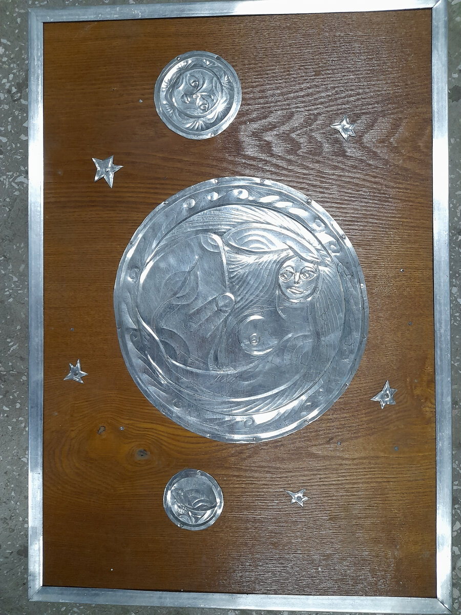 Композиция в металлопластике