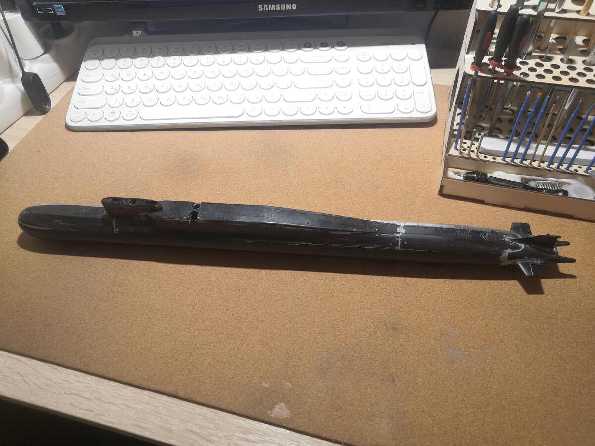 Еле на стол поместилась)