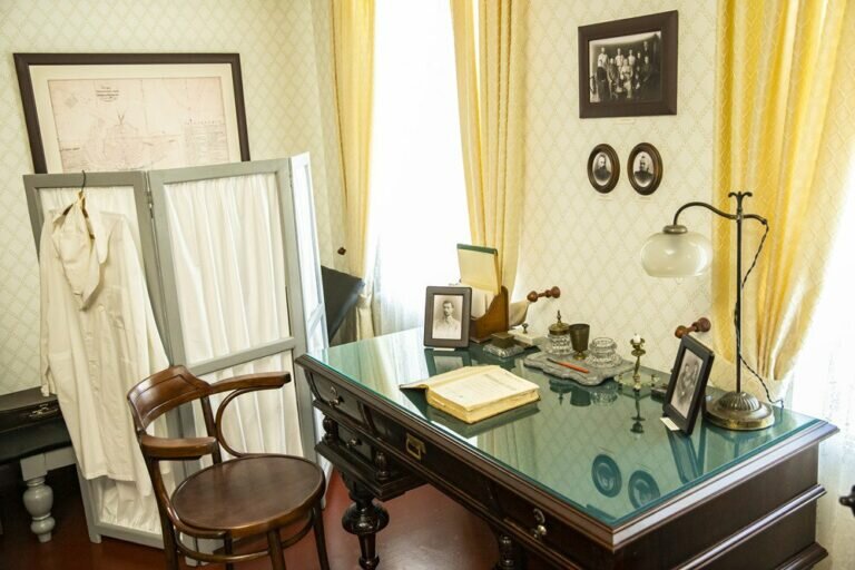    Дом-музей семьи Ростроповичей приглашает оренбуржцев на обзорную экскурсию Андрей Севостьянов