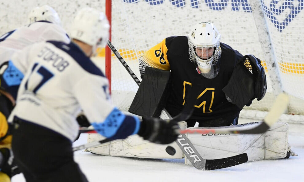    Хоккеисты «Ямала» завоевали 2 очка в выездном матче НМХЛ в Череповце
