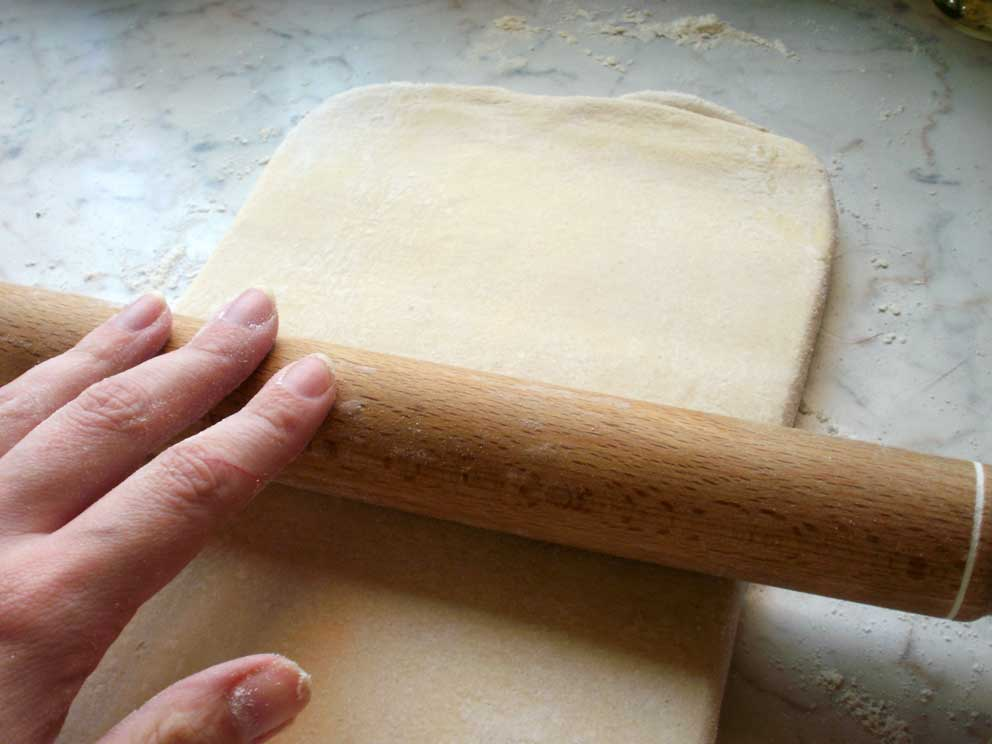 Готовое слоеное дрожжевое тесто в пластинах рецепты с фото