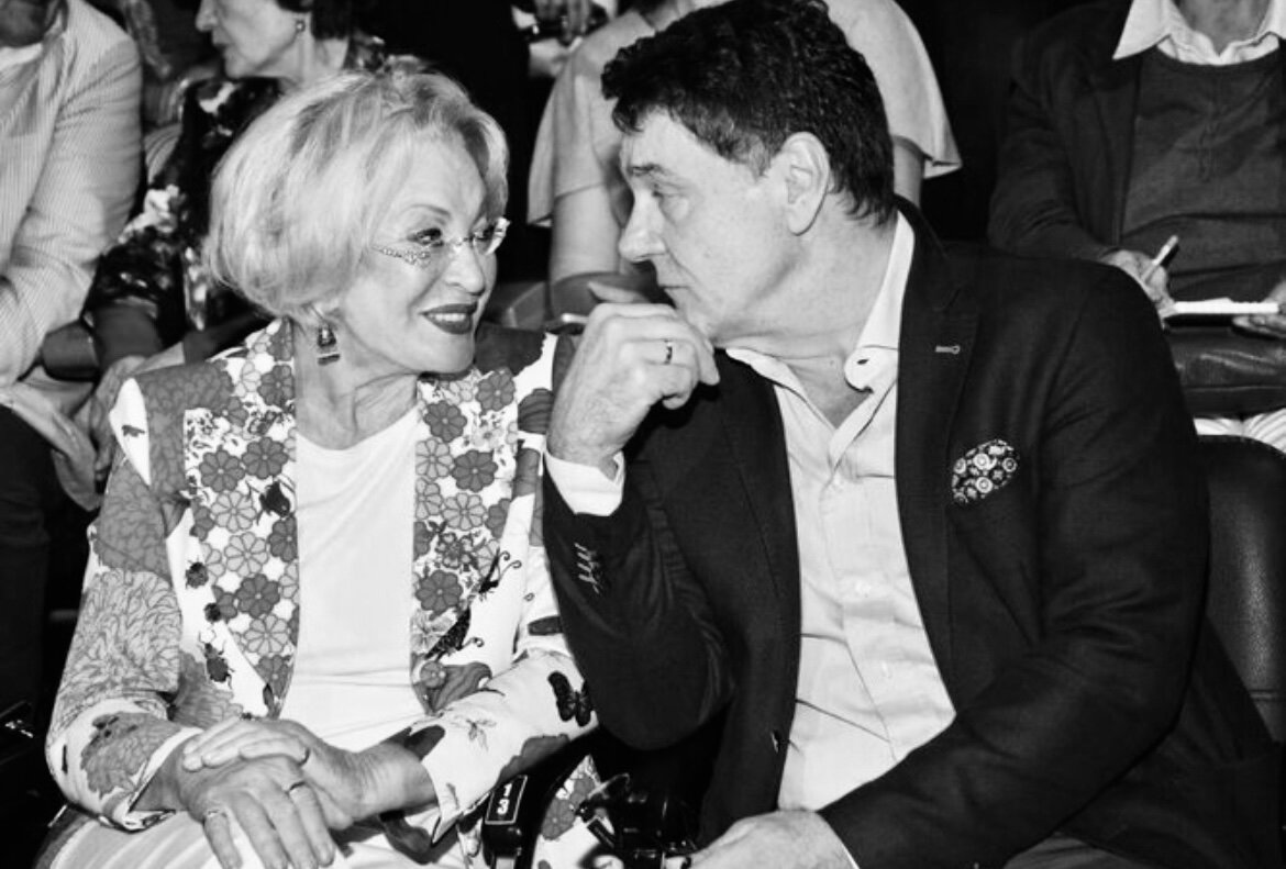 Фото людмилы максаковой и льва збарского Грозит увольнение: о конфликте Сергея Маковецкого и Людмилы Максаковой, переросш