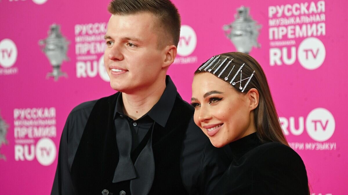    Блогеры Валерия и Артем Чекалины © РИА Новости / Евгений Одиноков