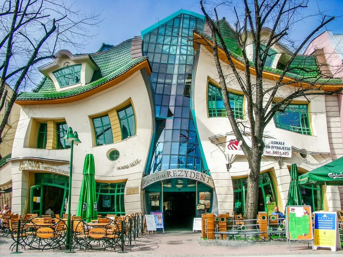Кривой Дом. Сопот, Польша