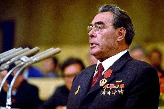   Почему Леонид Ильич Брежнев не был в Риге