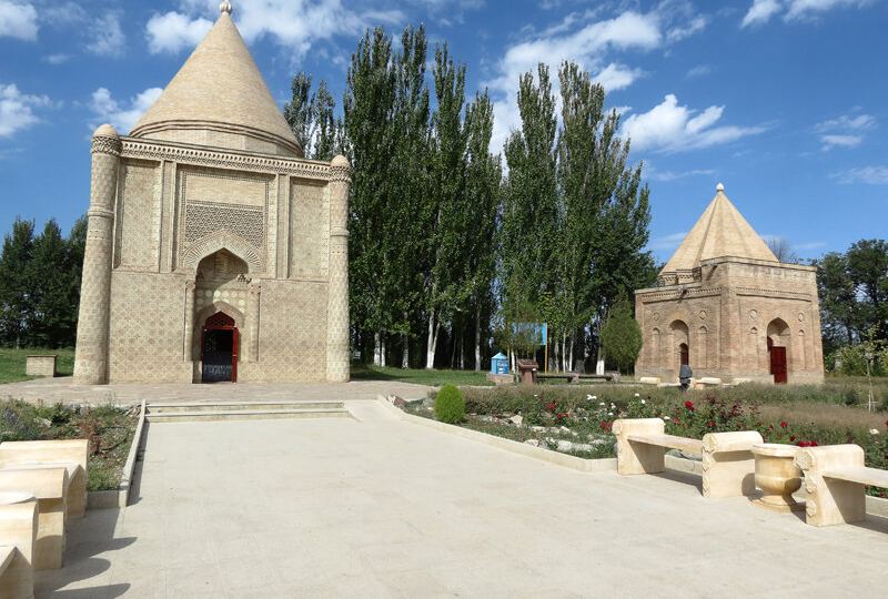 Айша-биби. В Средней Азии тоже есть домонгольская архитектура - какая она?