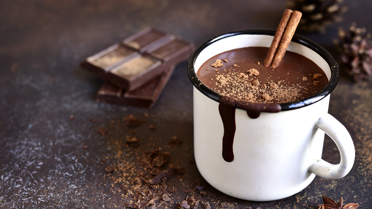 Шоколадный кофе. Top Choco горячий шоколад. Чашечка горячего шоколада. Кружка горячего шоколада. Кофе и шоколад
