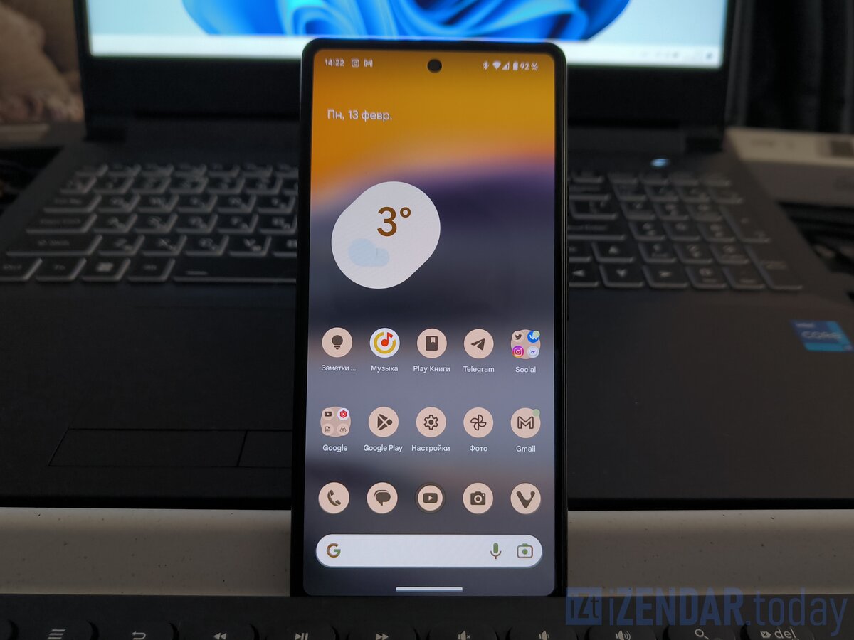 Обзор смартфона Google Pixel 6A — лучший до 30 тысяч рублей в 2023?!🤔 |  iZENDAR | Дзен