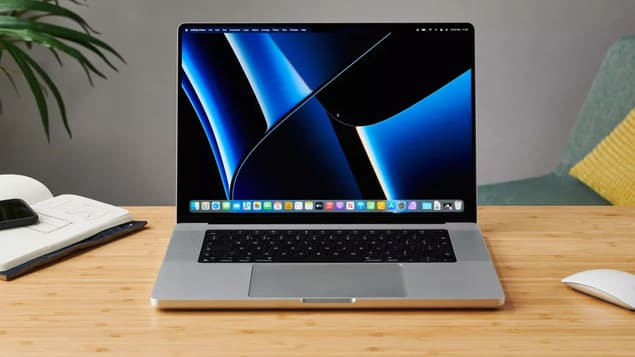    MacBook Pro 16 (2021)