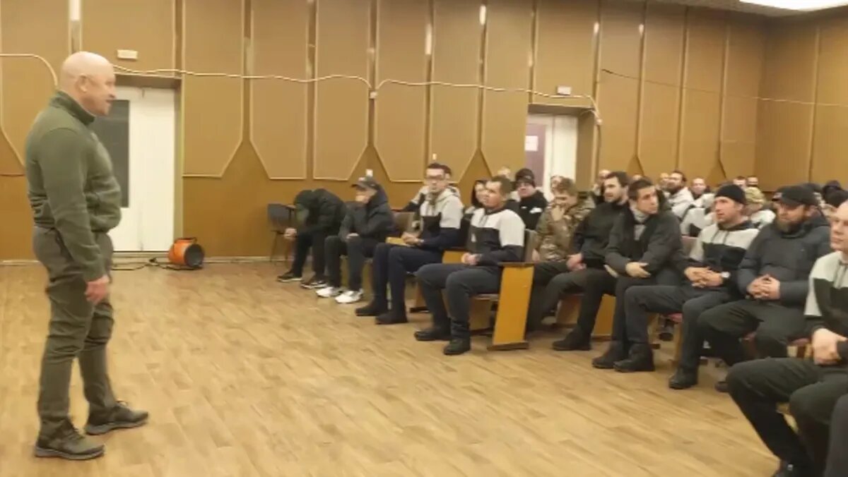 пригожин чвк вагнера. русские зеки. вагнер осужденных. пригожин вагнер вербует заключенных. чвк вагнер заключенные.