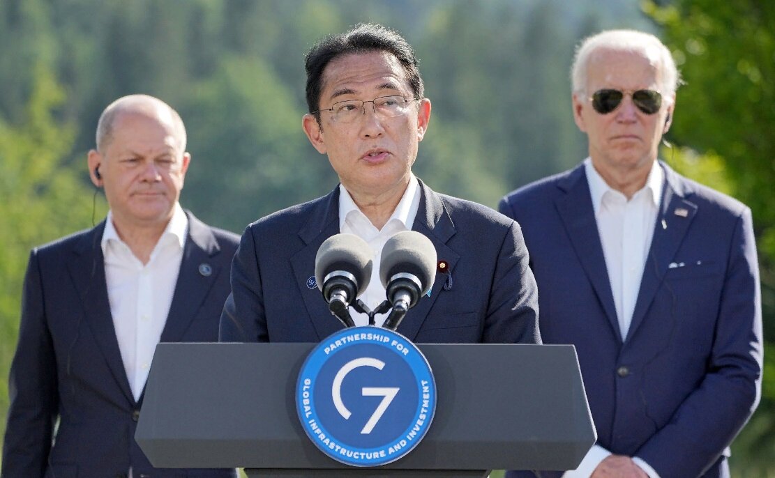 Премьер-министр Японии Фумио Кисида заявил о полной поддержке антироссийских санкций.