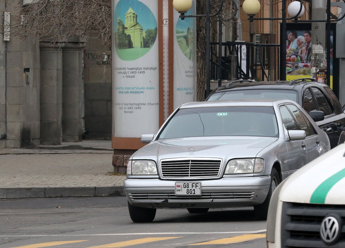 Подборка Mercedes W140 на дорогах Армении | ФотоОхота на автомобили | Дзен