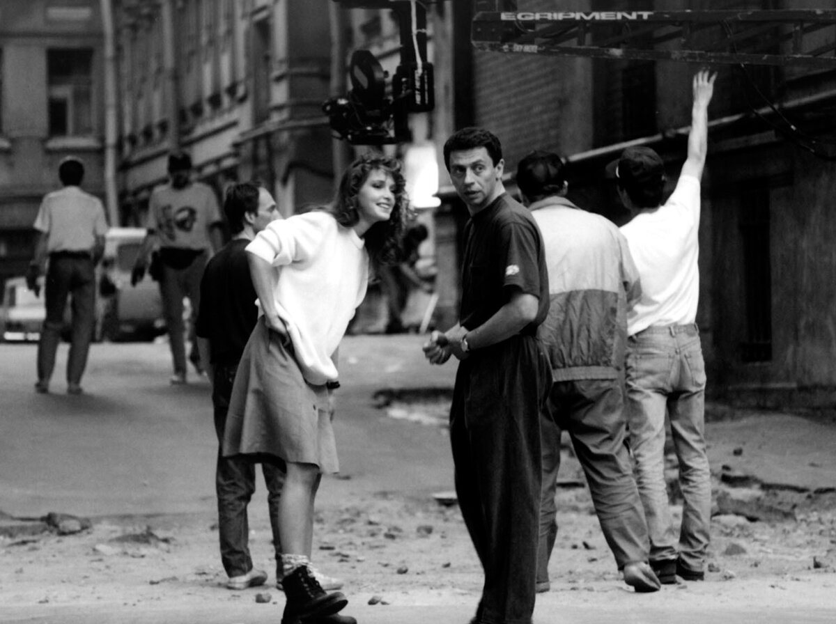 И. Дыховичный на съёмочной площадке / съёмки фильма Музыка для декабря (1995)