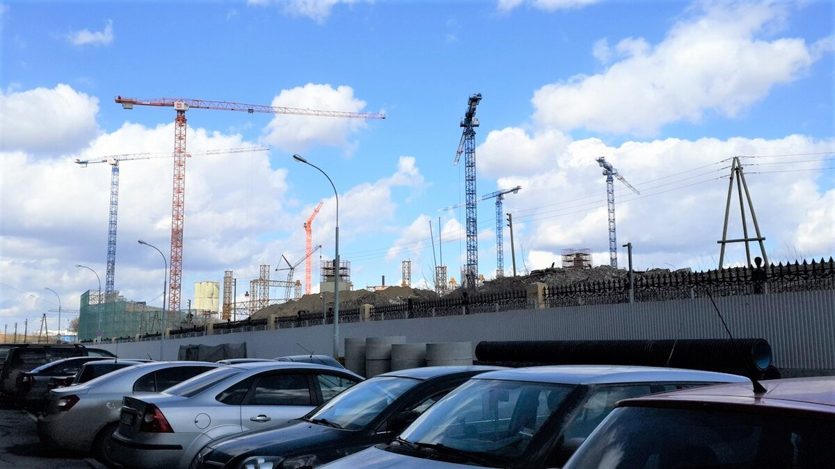 Улица Пирогова (Екатеринбург). Центральный стадион