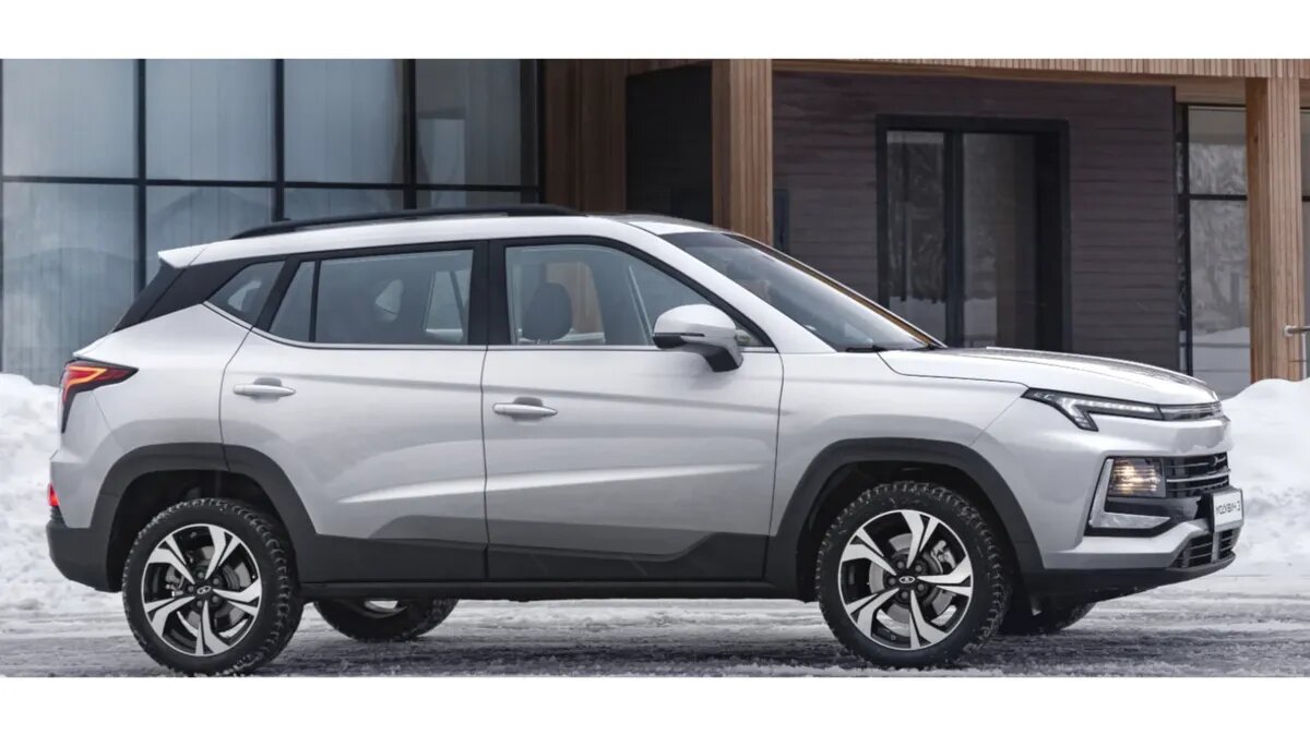Китайский JAC JS4 или российский «Москвич 3». Фото: moskvich-auto.ru
