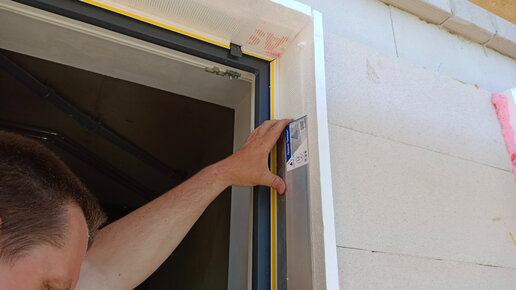 Утепление оконных откосов пенополистиролом ППС16ф, приклейка на клей ...