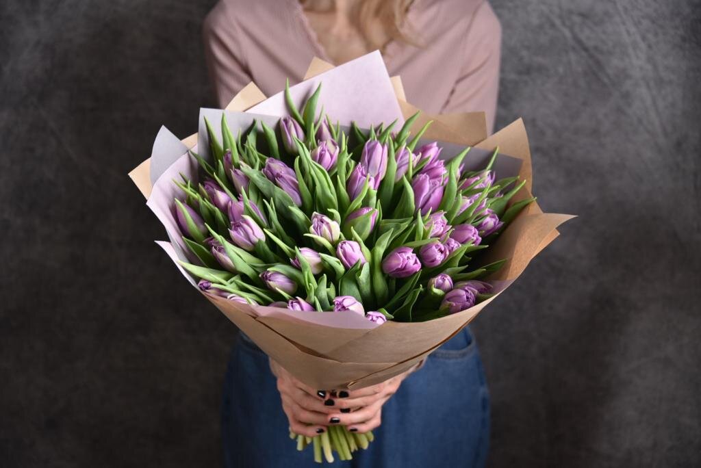 Букеты тюльпанов. Автор Катя Воробьева