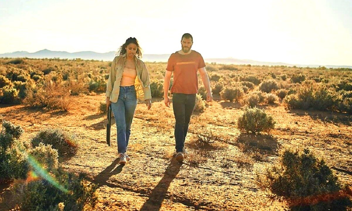 Все воспитанные австралийские девушки знают, с чем надо ходить на первое свидание, дабы не искушать парня на неподобающие поступки.