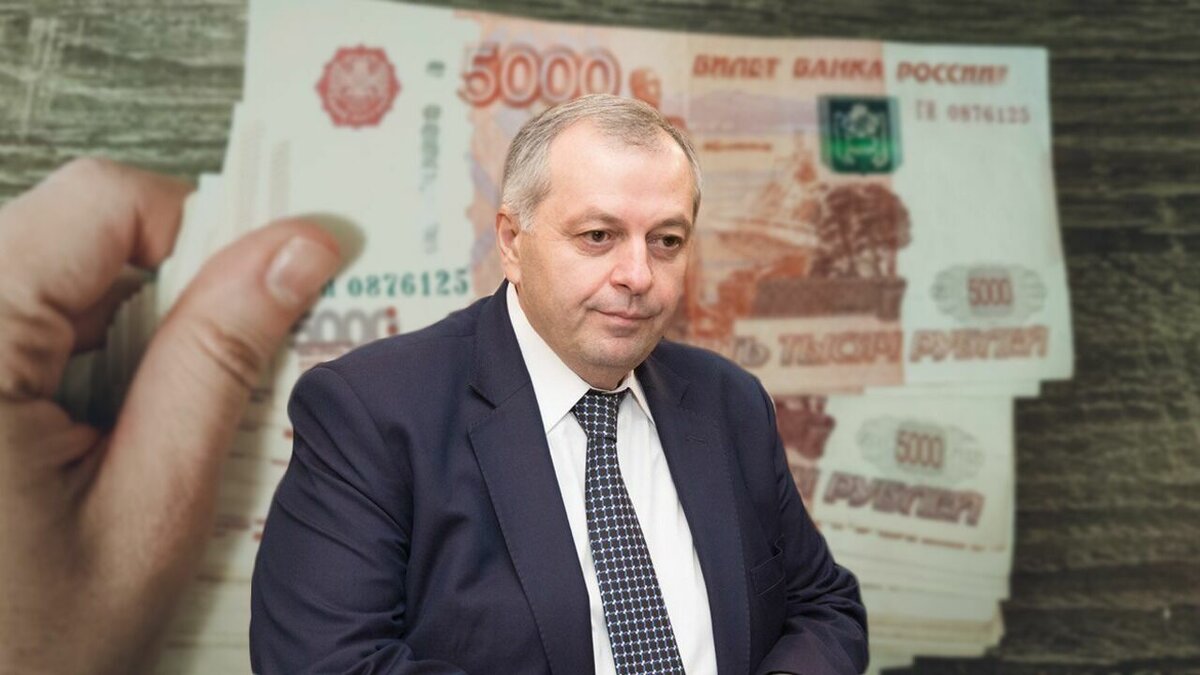     У бывшего главы администрации Прикубанского района Карачаево-Черкесии Мухамад-Амина Чомаева, который в мае прошлого года был задержан по подозрению в незаконном получении 600 млн рублей из бюджета республики, следователи обнаружили дорогостоящее имущество.