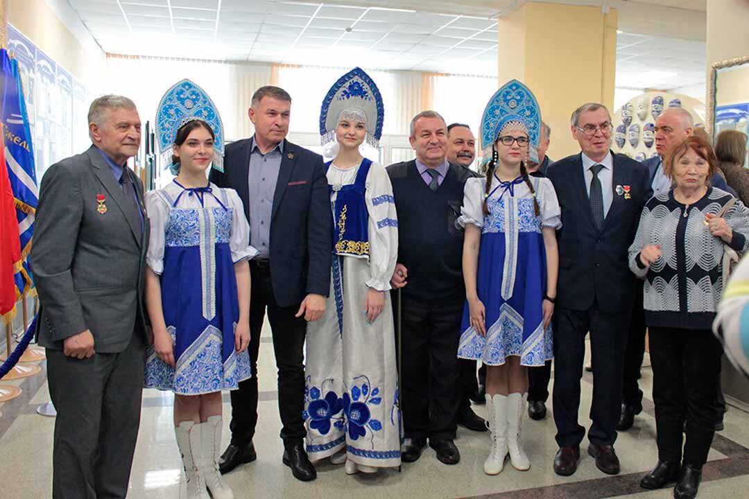 Листайте вправо, чтобы увидеть больше изображений