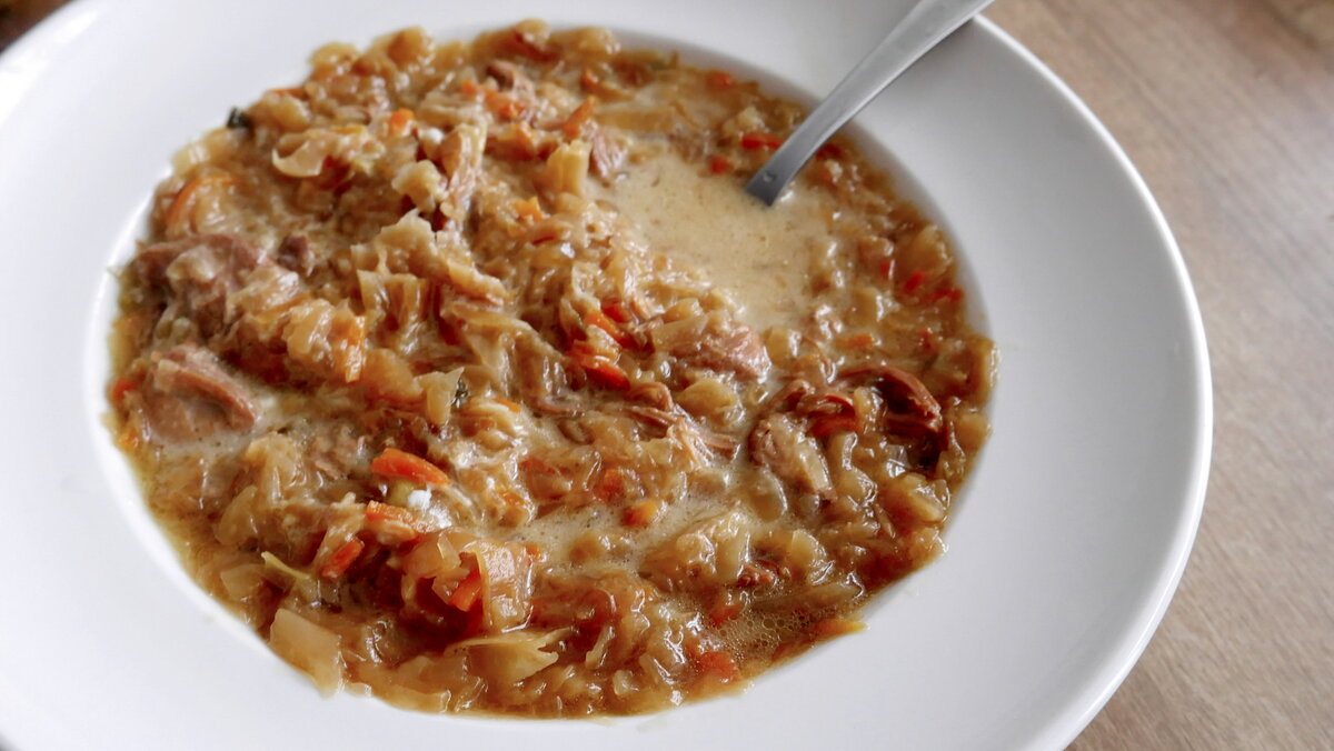 Со сметаной, конечно :)