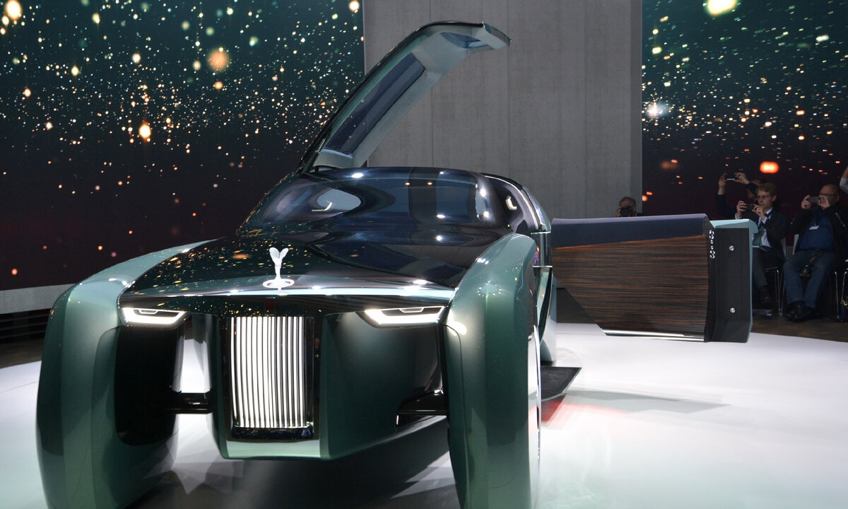 Rolls Royce 103ex Vision next 100 Concept