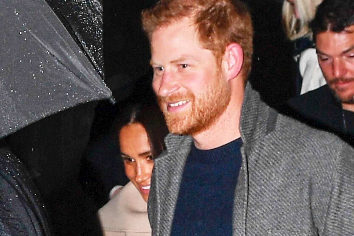     Свидание в элитном клубе: Меган Маркл и принц Гарри появились на публике после скандала с королевской семьей