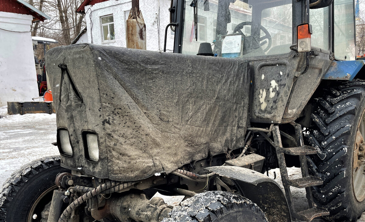 МТЗ-82 с фартуком