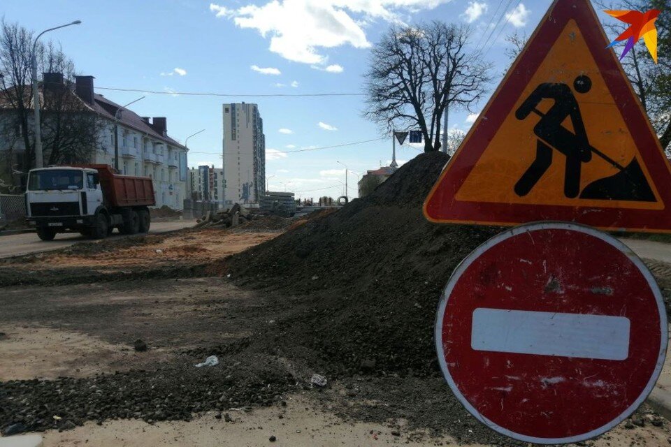     Врезавшись в столб, можно оставить без электричества и со сгоревшей бытовой техникой пару кварталов. Фото: архив "КП".