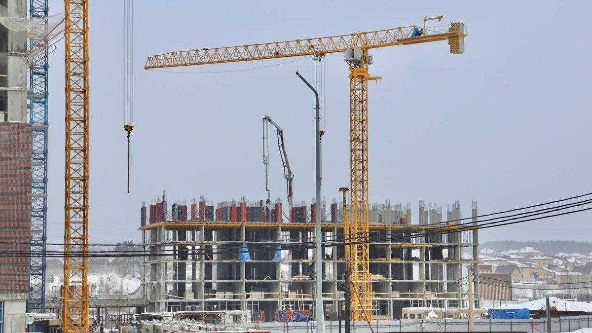     Строящиеся в Казани жилые комплексы «Сиберево» и «Нокса парк» вызывают много вопросов. Однако застройщик районов «ПИК» не спешит отвечать на них.