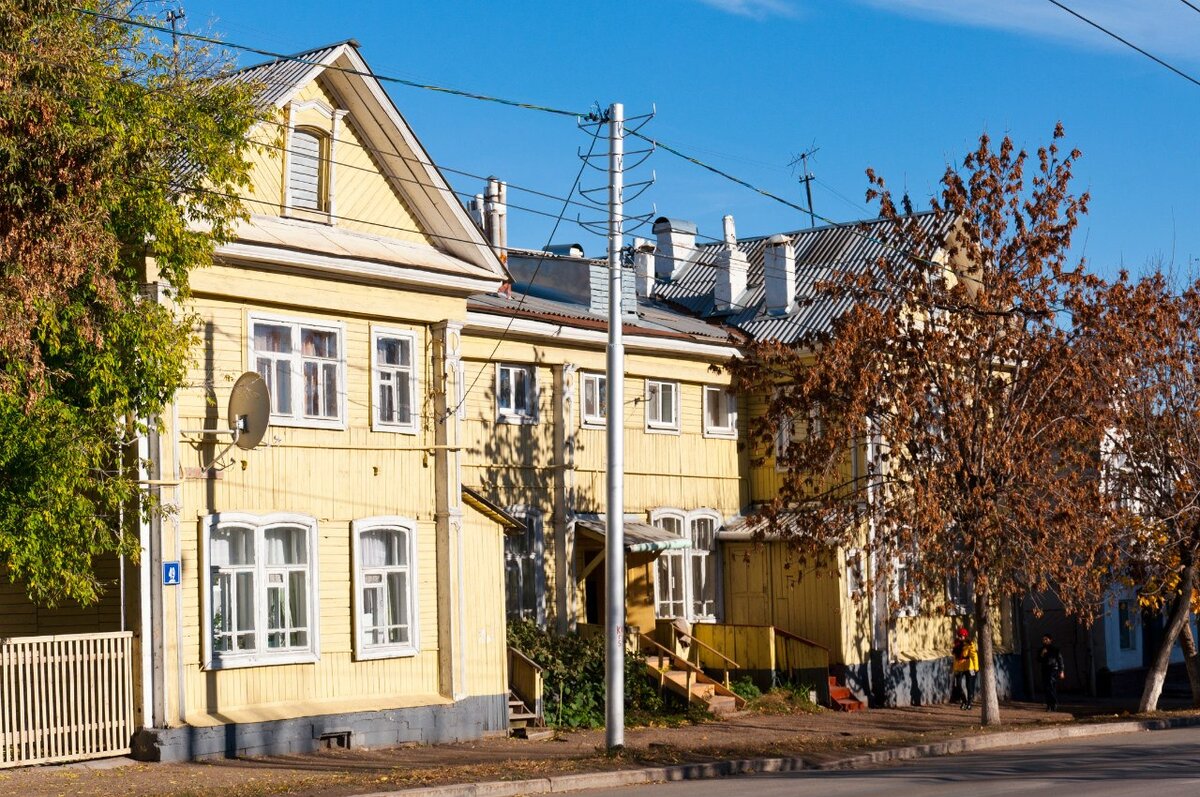 Ул. Октябрьской революции, 49 - особняк Шамовых со старообрядческой моленной (1900-е годы). https://vk.com/archdefence_ufa