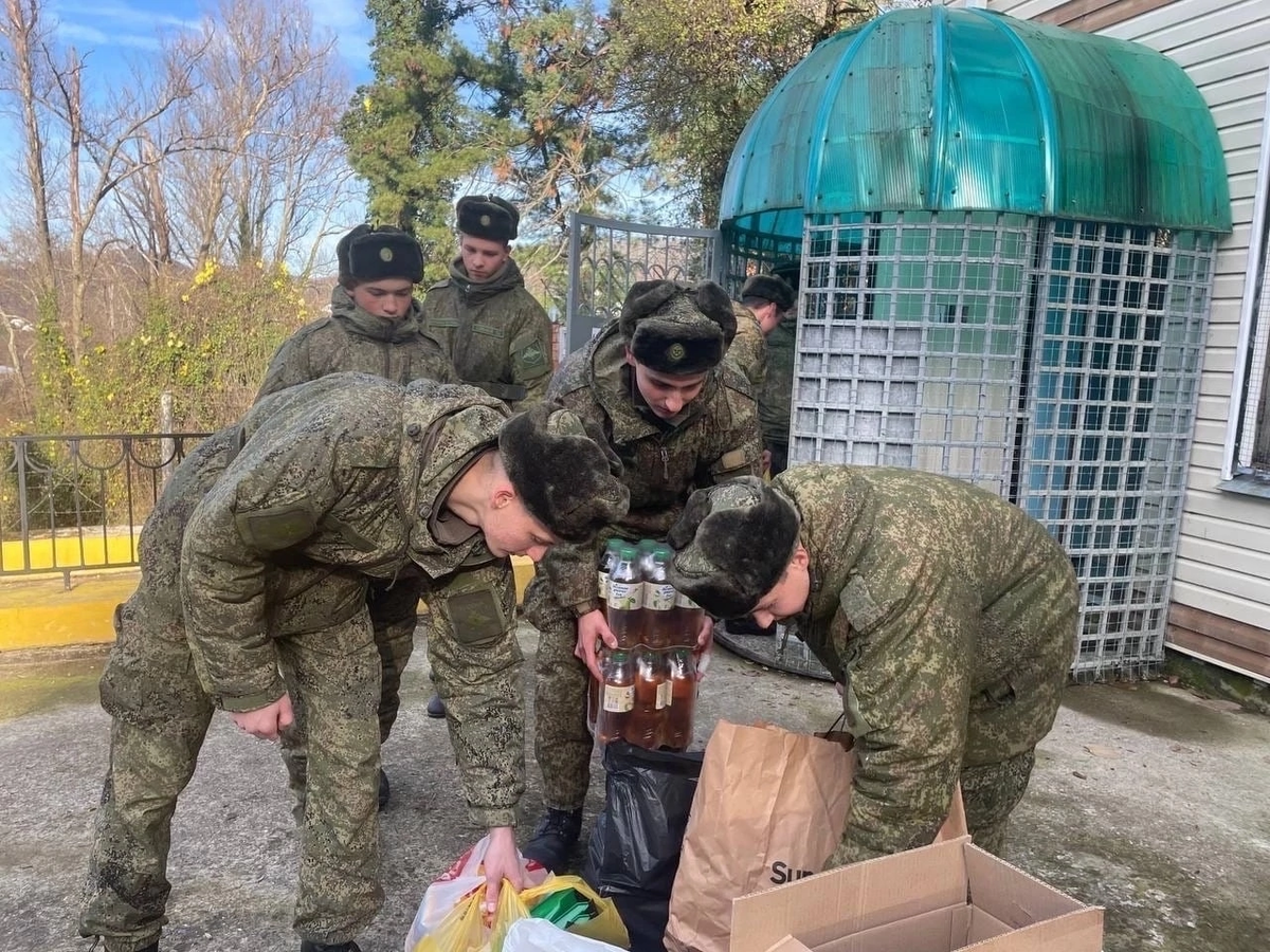 Комната посетителей воинской части