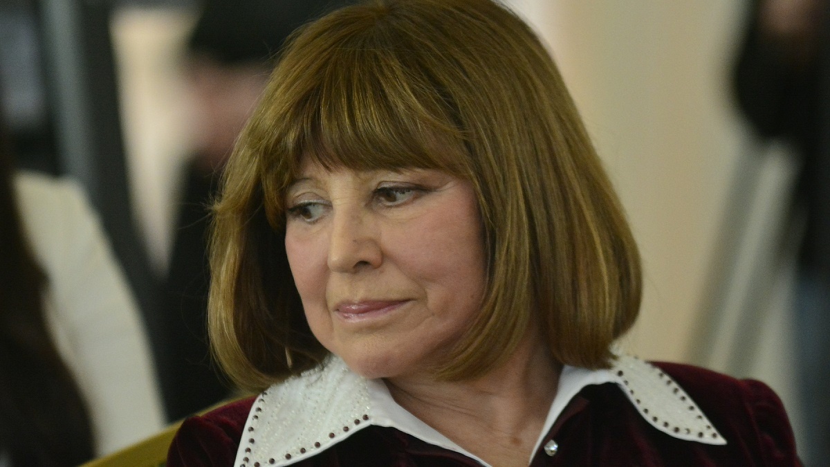    Наталья Варлей