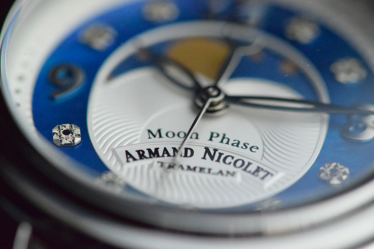 Armand Nicolet M03 HELLO