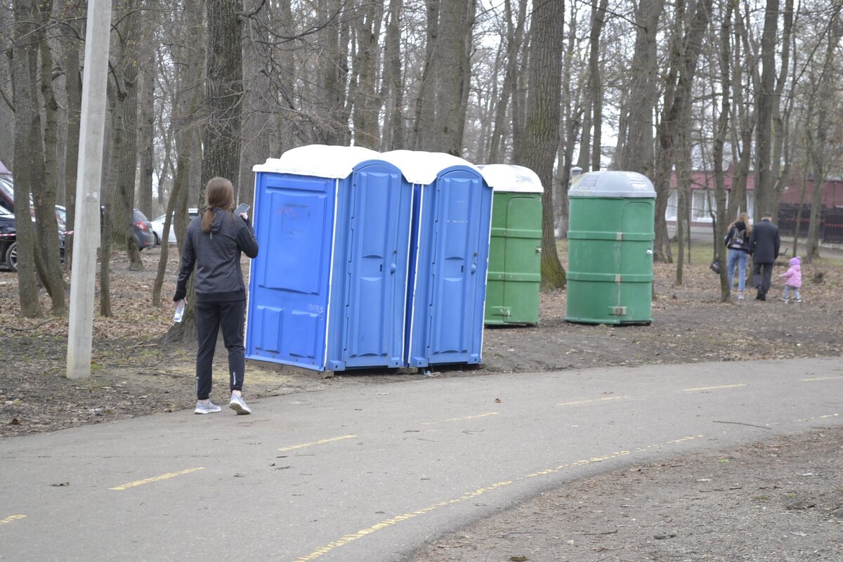 установка туалетов в городе