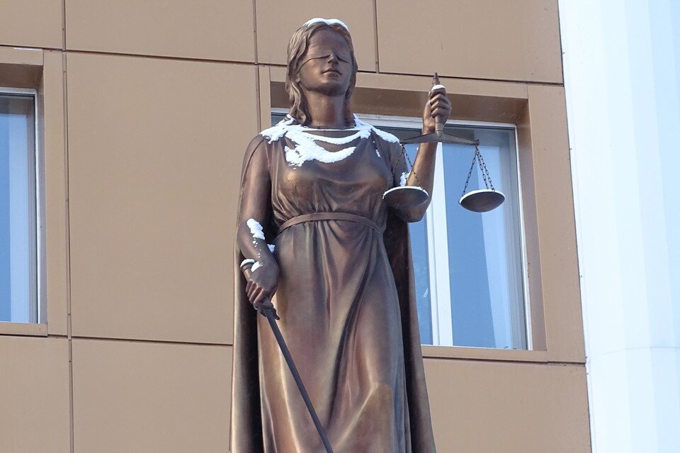     В Липецке будут судить подростка за кражу денег с банковской карты Юлия КЛЮЕВА
