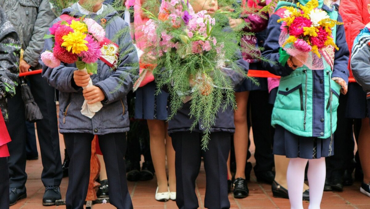     В Казани местные жители уже задумываются о зачислении детей в школы. О том, как именно происходит прием первоклассников и что потребуется родителям — в материале Inkazan.