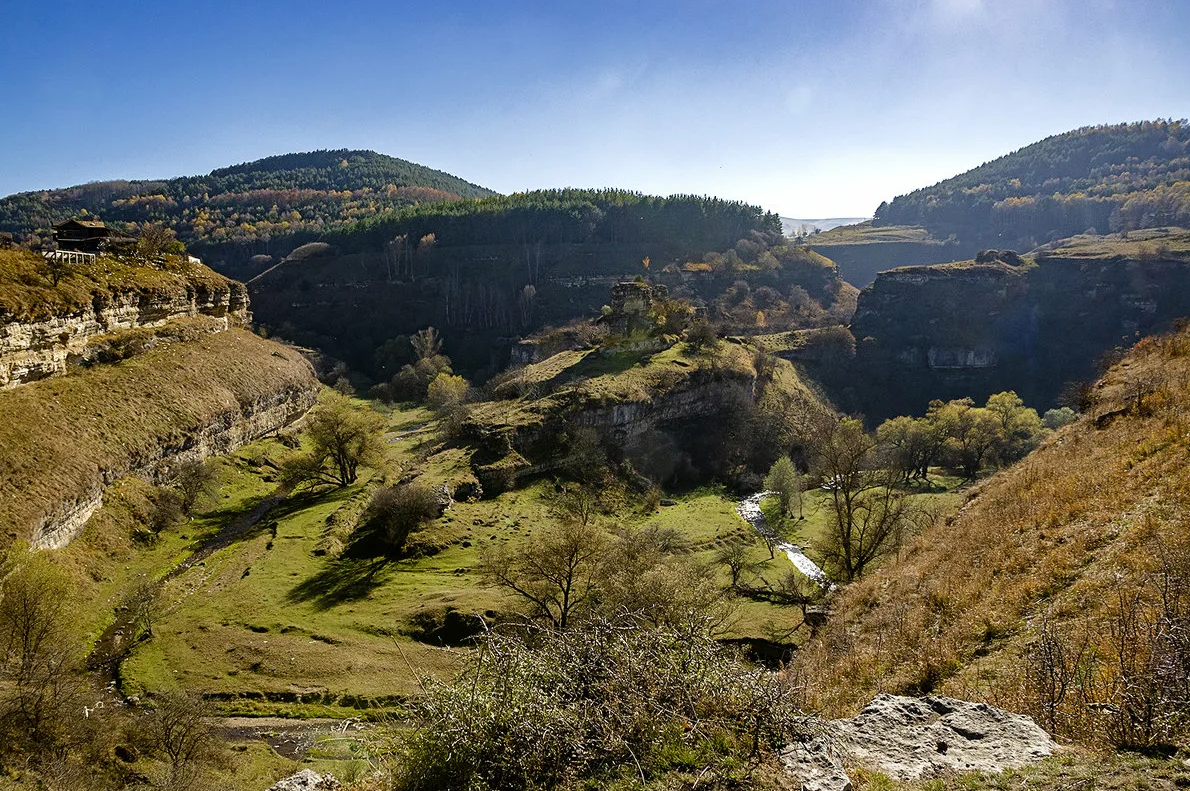 Скала лермонтова в кисловодске фото