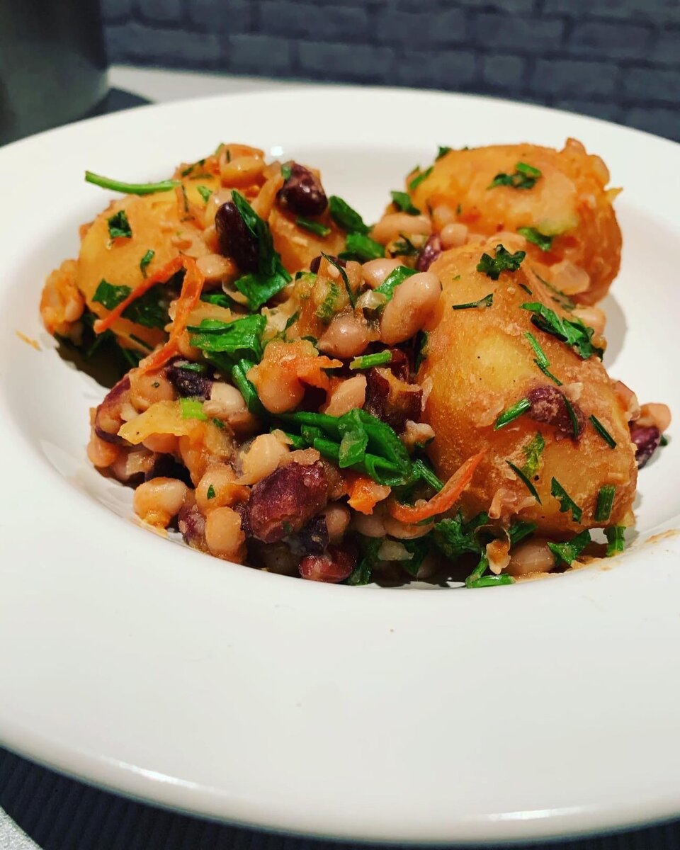 Наш выход) Приятного аппетита)