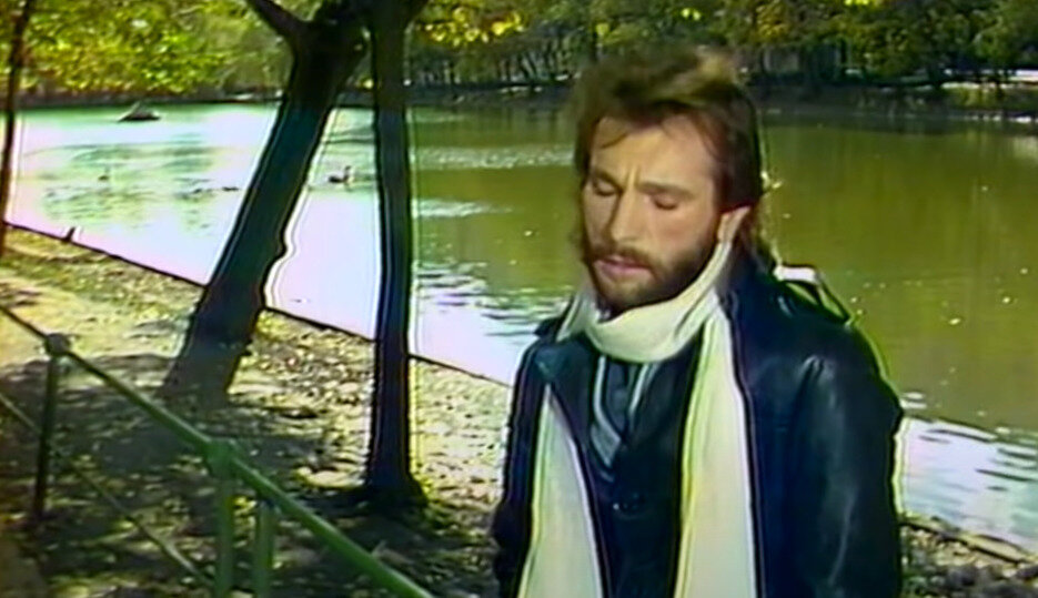     Фото: скрин из клипа «Чистые пруды»