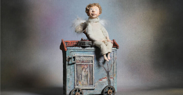 "Ангел на крыше" автор Оля Феденёва, Казахстан. Выставка "Время ангелов"