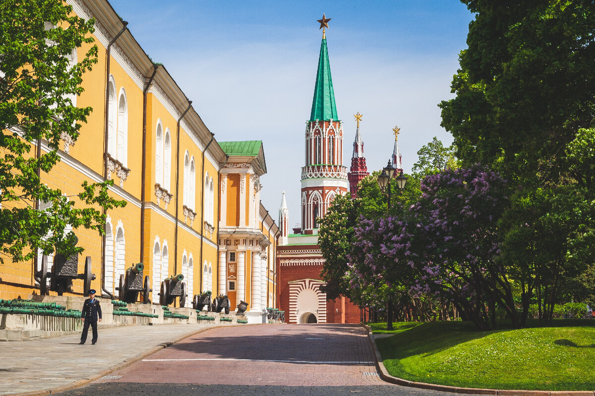 экскурсия по кремлю в москве