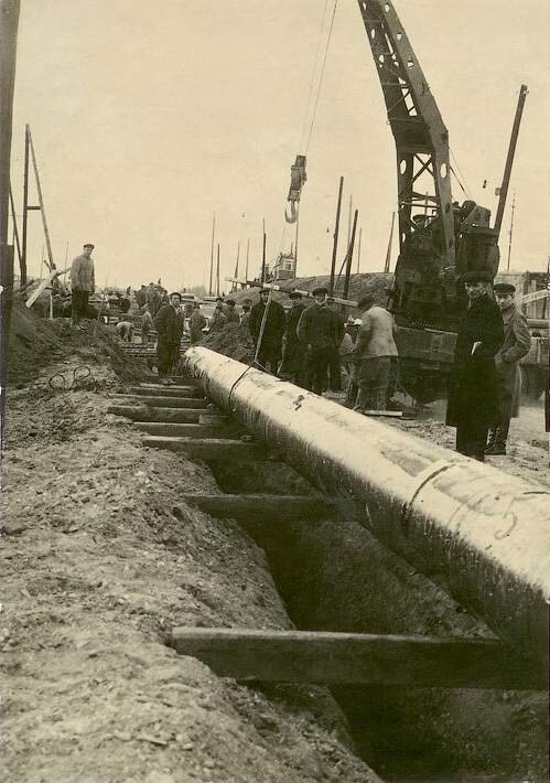 1942 — строительство газопровода Елшанка-Саратов